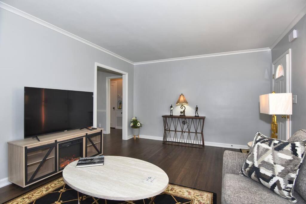 Blue Flamingo'S Charming Home-Heart Of Tulsa2- Cherry St-Expo-11Th Екстер'єр фото